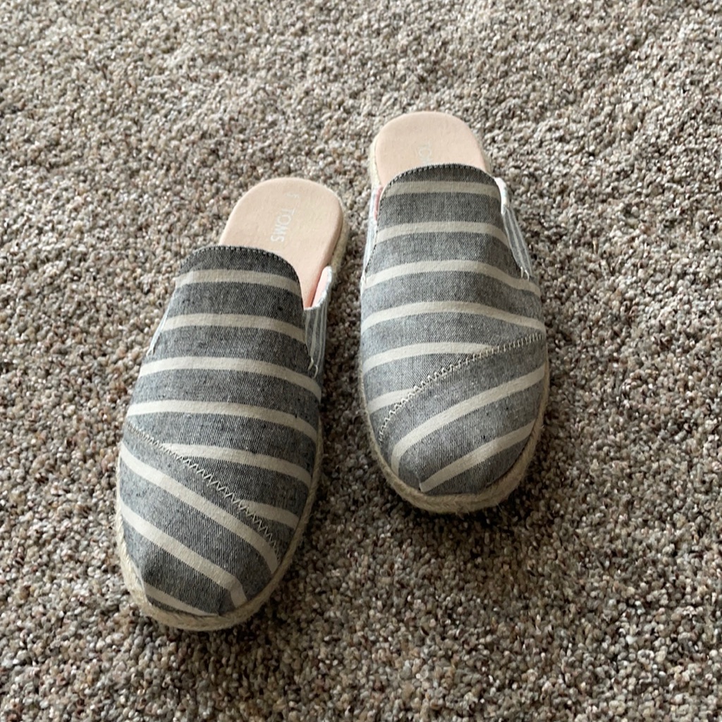 Tom Slides